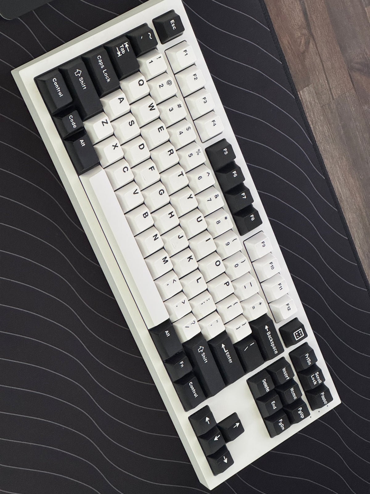 Novelkeys NK87 Alu Edition