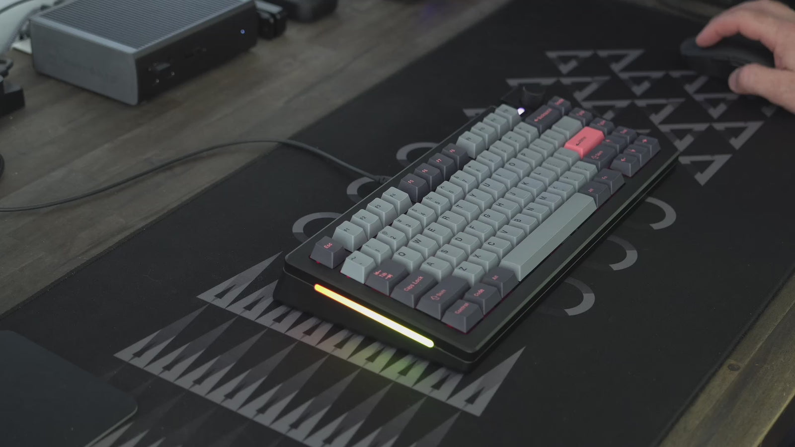 GMMK 3 Pro – KNC Keys Red Jacket