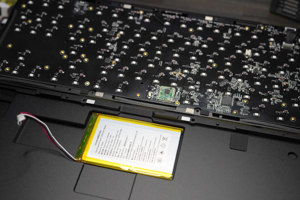 The battery stays in the bottom case